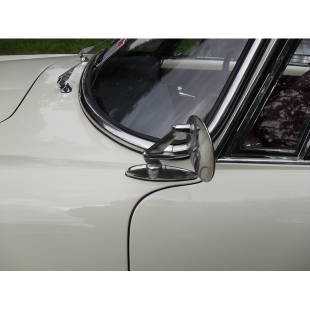 Lancia Flaminia Touring wing mirror